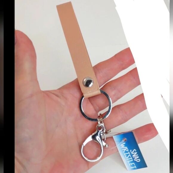 Snap Wristlet Keychain Key Holder - Picture 6 of 6